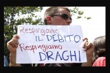 Roma – Uova e fischi per Draghi, duramente contestato a La Sapienza