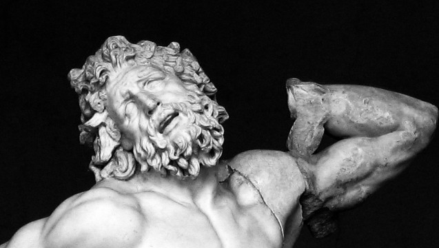 Rifiuti in Campania - La Disperazione del Laocoonte